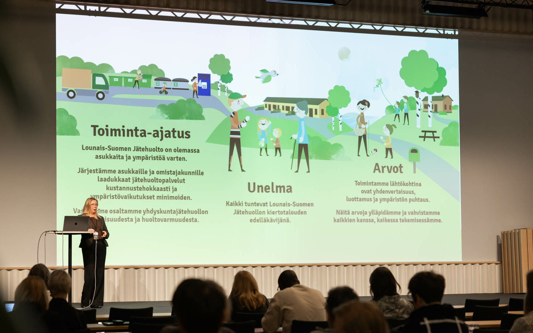 Miia Jylhä Lounais-Suomen Jätehuollosta.
